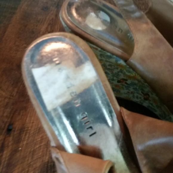 Madden Girl Floral Heels - Picture 7 of 8